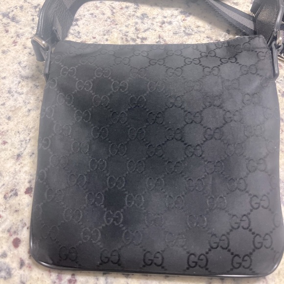 Black Authentic Gucci Messenger Bag - Picture 1 of 3